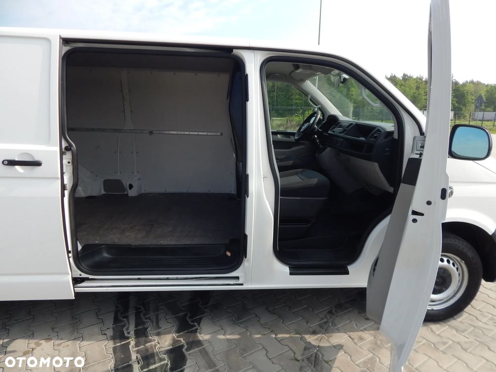 Volkswagen Transporter T-6 Long Klima - 18