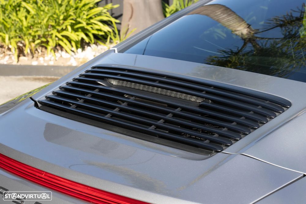 Porsche 911 (991) Carrera 4 GTS PDK - 21