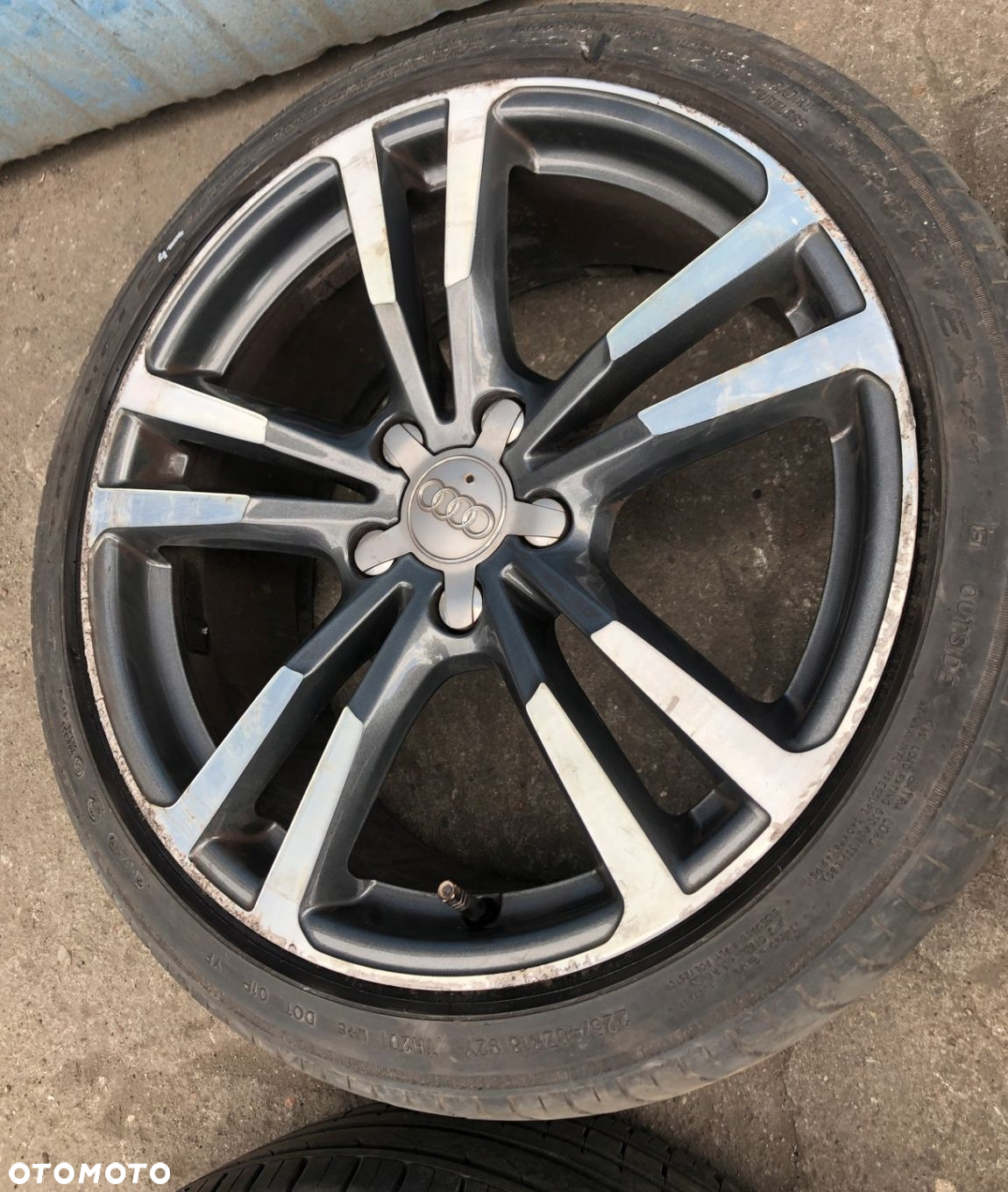 FELGI RONAL AUDI 8Jx18H2 ET 46 8V0601025BC 5x112 - 4