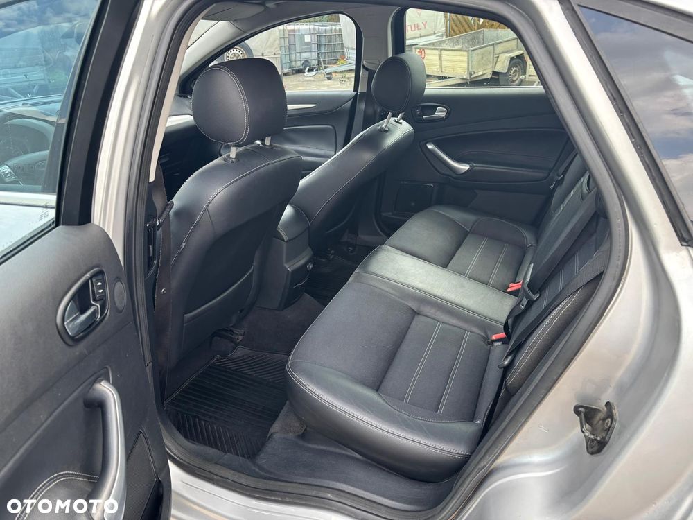 Ford Mondeo 2.0 TDCi Titanium S - 11