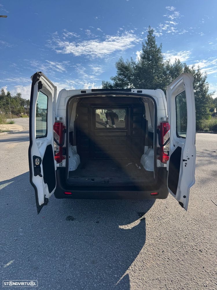 Citroën Jumpy 2.0 HDi L2H1Semi-Vidrada - 15