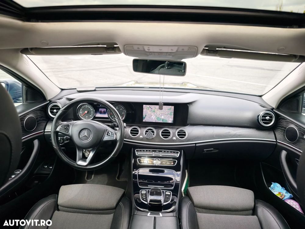 Mercedes-Benz E 220 d 4Matic 9G-TRONIC - 17