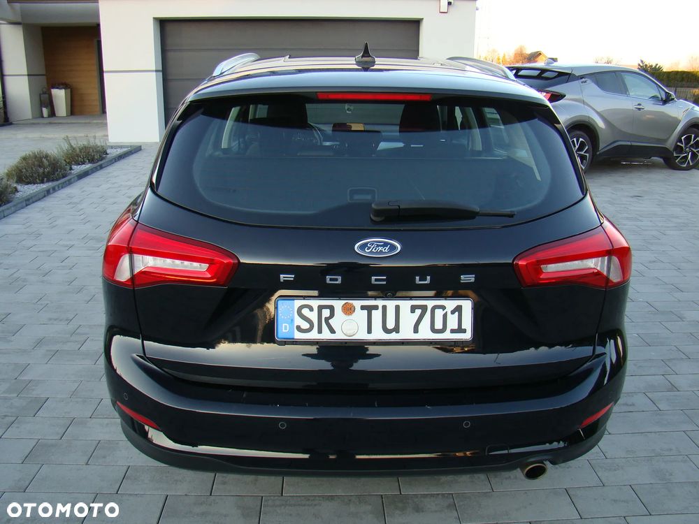 Ford Focus 2.0 TDCi Titanium ASS - 10