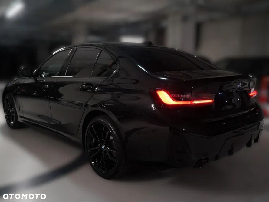BMW Seria 3 330i xDrive M Sport sport - 5