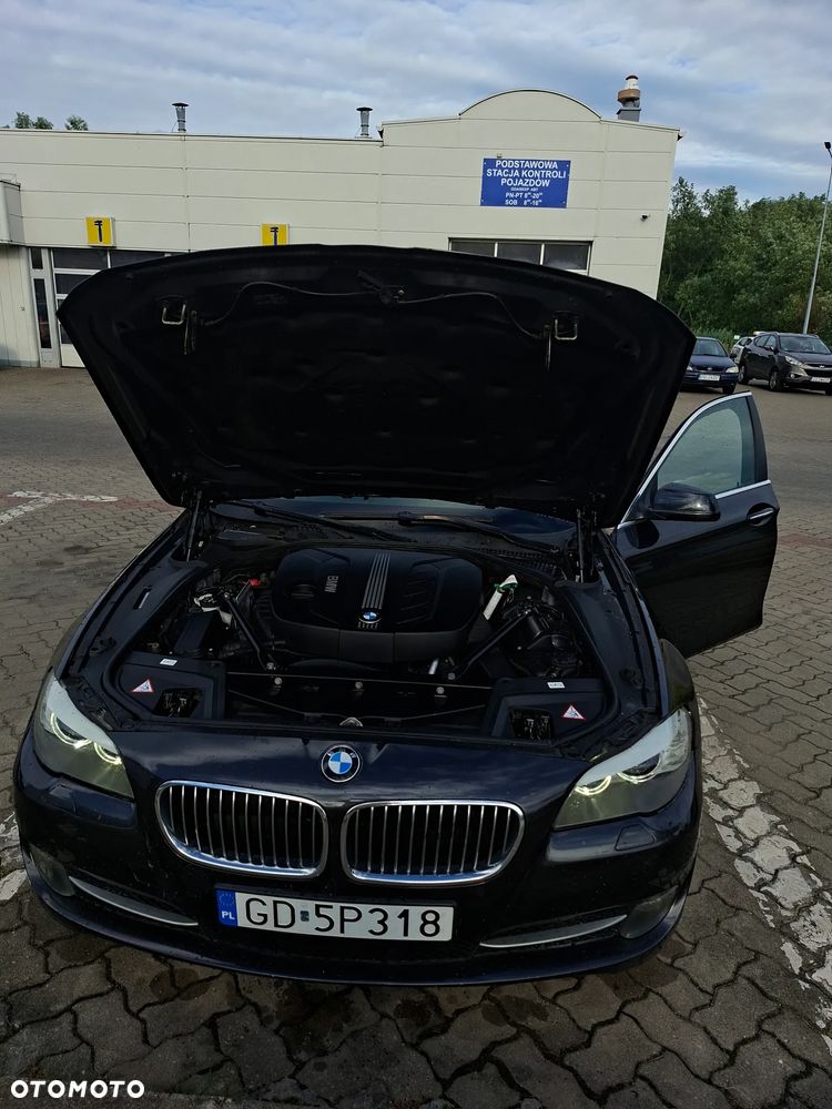 BMW Seria 5 520d - 8