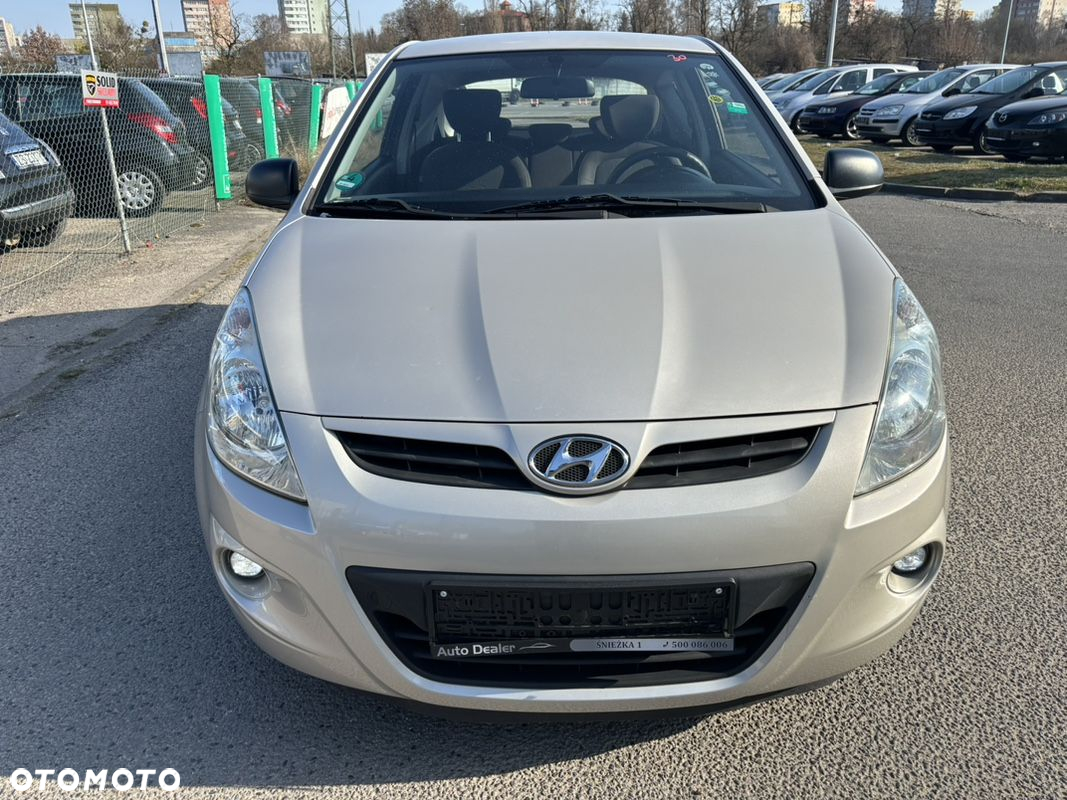 Hyundai i20 1.2 Classic - 10