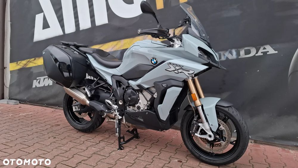 BMW S - 3