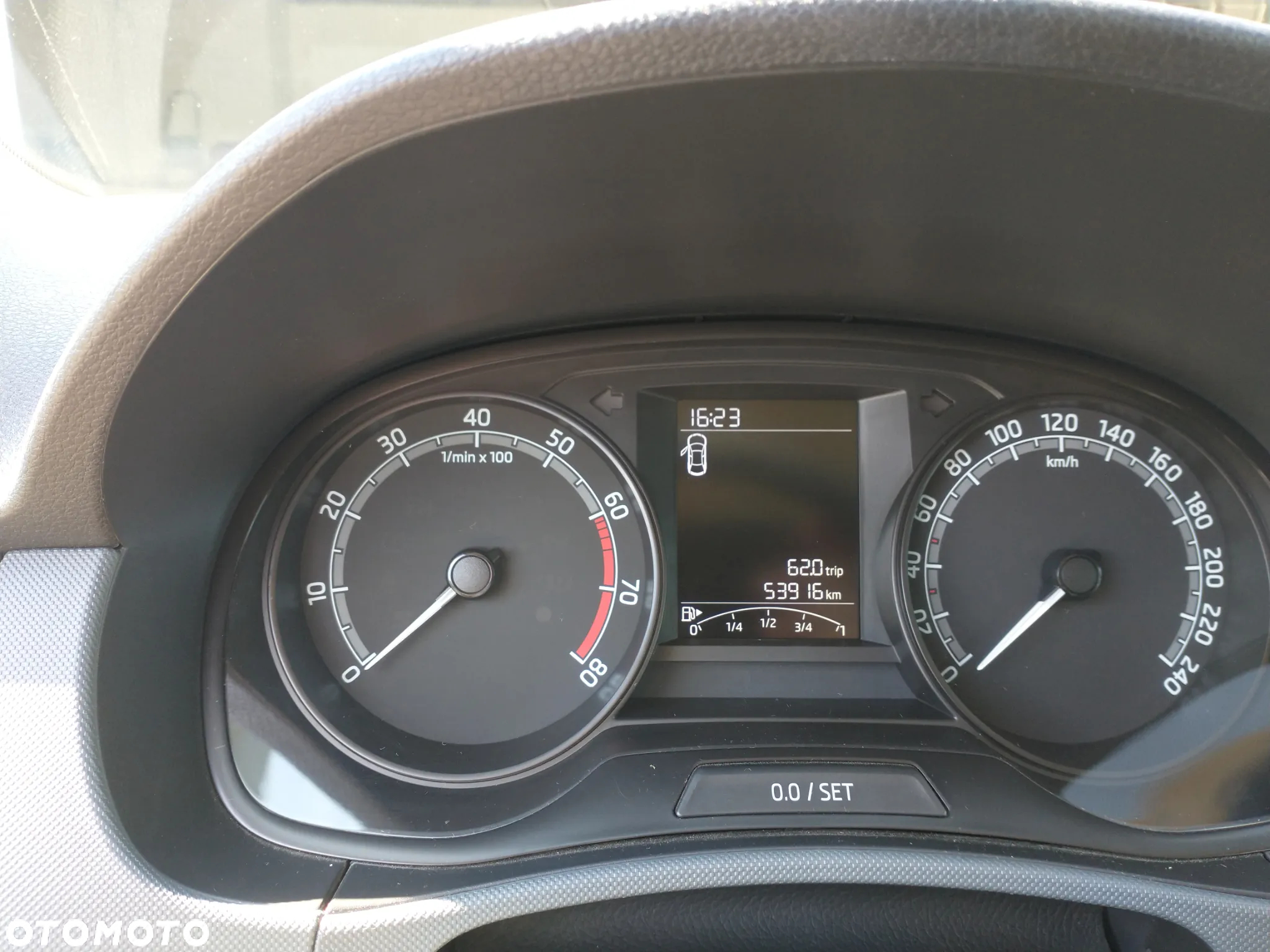 Skoda Fabia 1.0 Active - 5