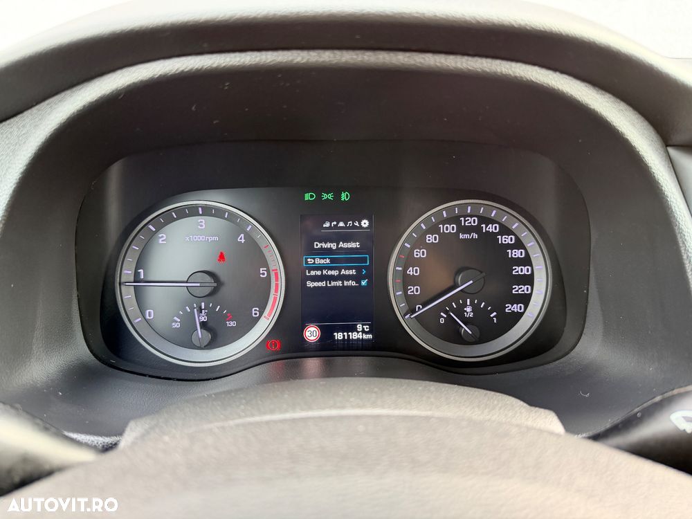 Hyundai Tucson blue 1.7 CRDi 2WD Passion Plus - 31