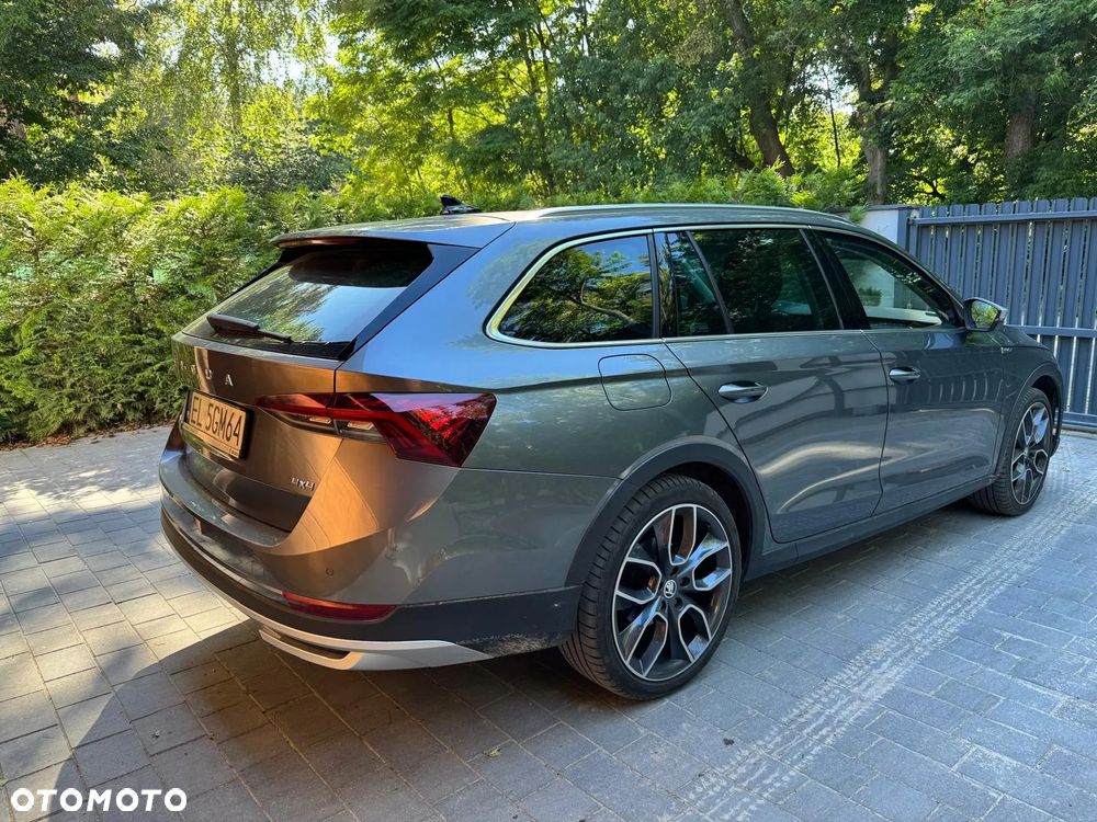 Skoda Octavia 2.0 TSI 4x4 Scout DSG - 6
