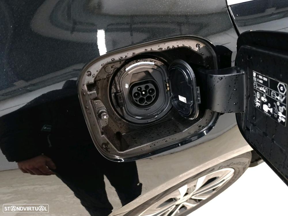 Mercedes-Benz A 250 Limousine e - 11