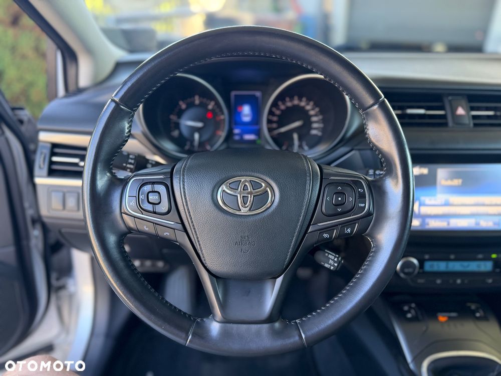 Toyota Avensis 2.0 D-4D Prestige - 18