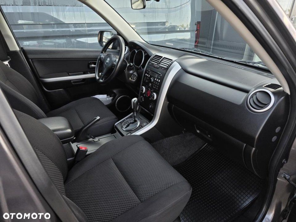 Suzuki Grand Vitara - 21