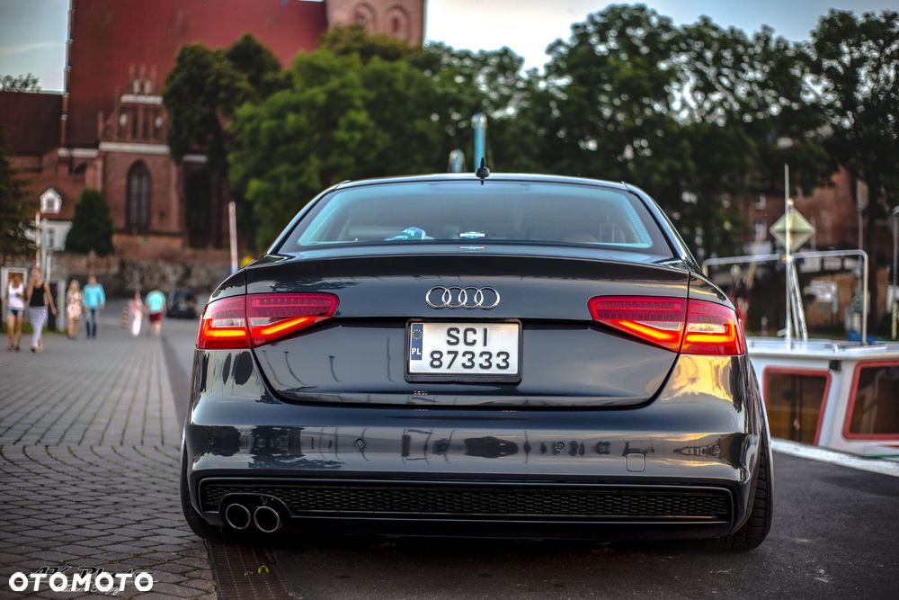 Audi A4 Limousine 1.8 TFSI Ambiente - 2