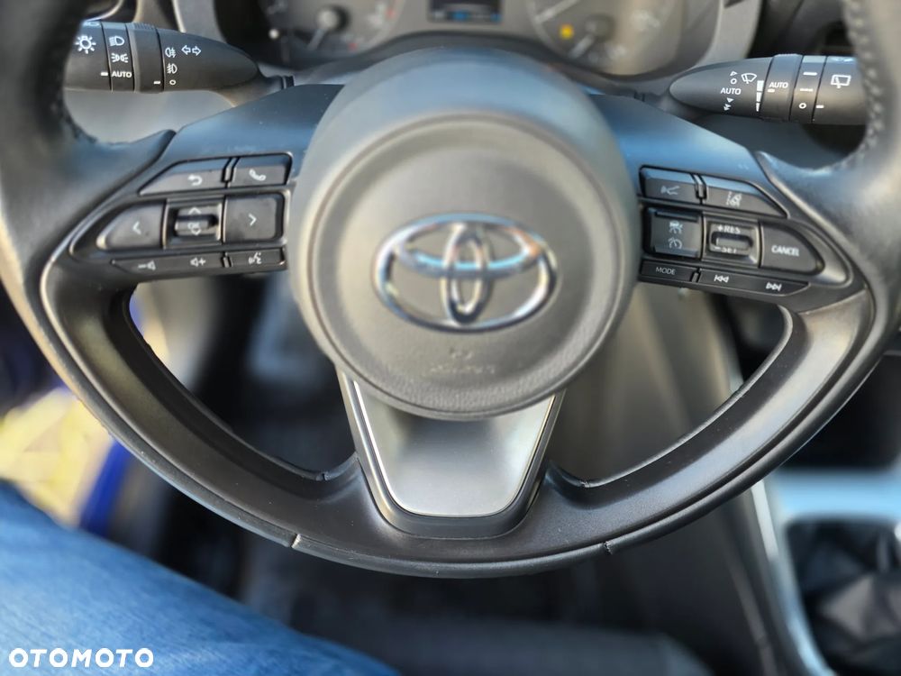 Toyota Yaris 1.5 Comfort - 17