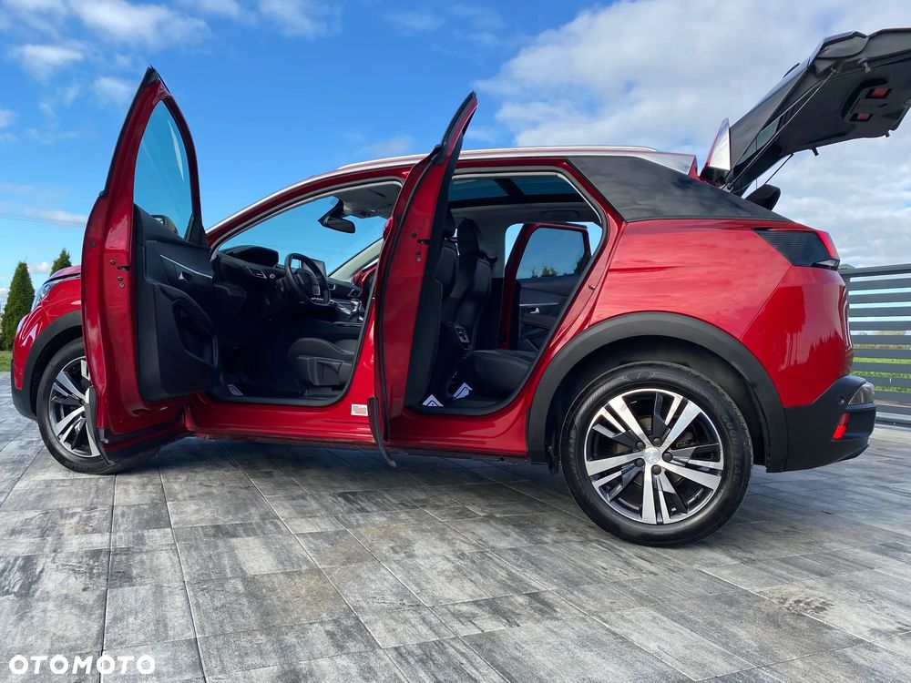 Peugeot 3008 1.2 PureTech Allure S&S - 31