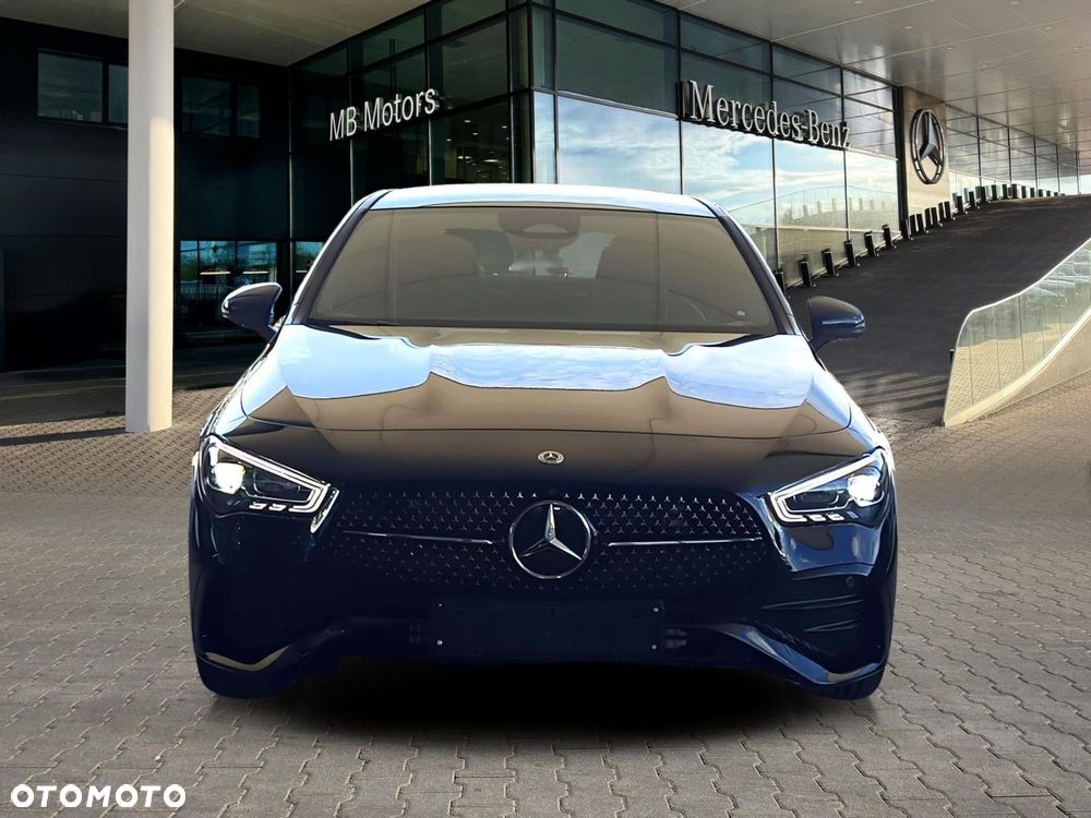 Mercedes-Benz CLA - 8