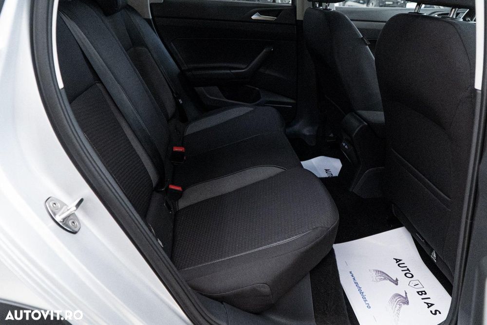 Volkswagen Taigo 1.0 TSI DSG Style - 8