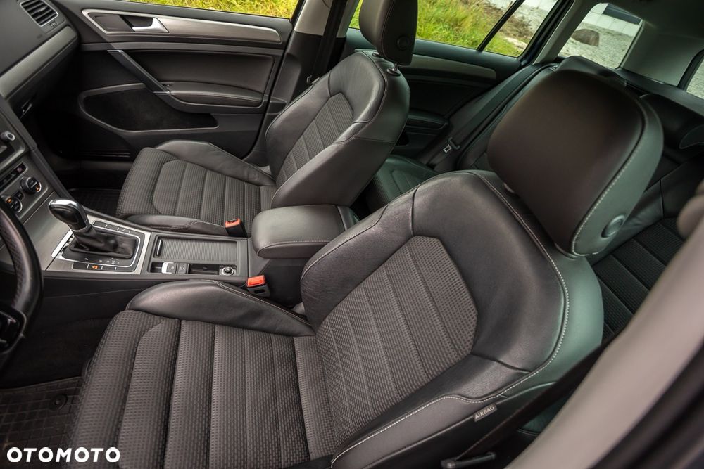 Volkswagen Golf Variant 2.0 TDI SCR DSG Comfortline - 17