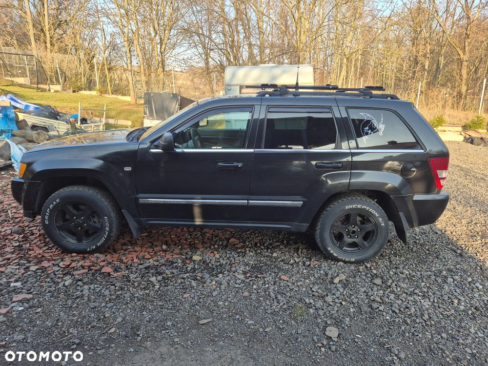 Jeep Grand Cherokee - 19