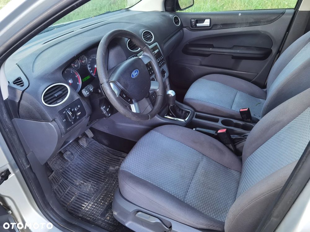 Ford Focus 1.6 TDCi Ambiente - 11