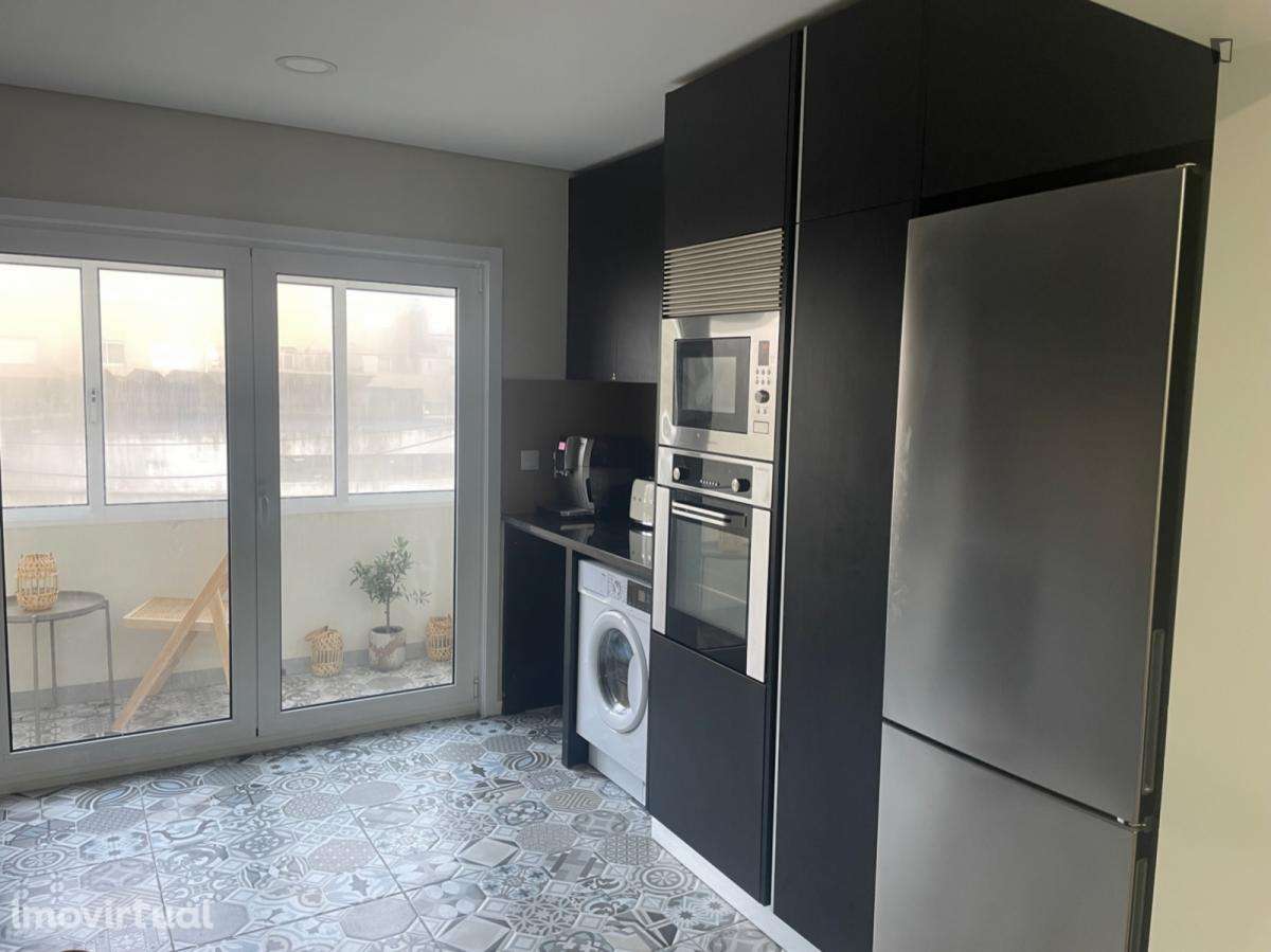 Quarto - localizado em Cedofeita Porto - Grande imagem: 5/15