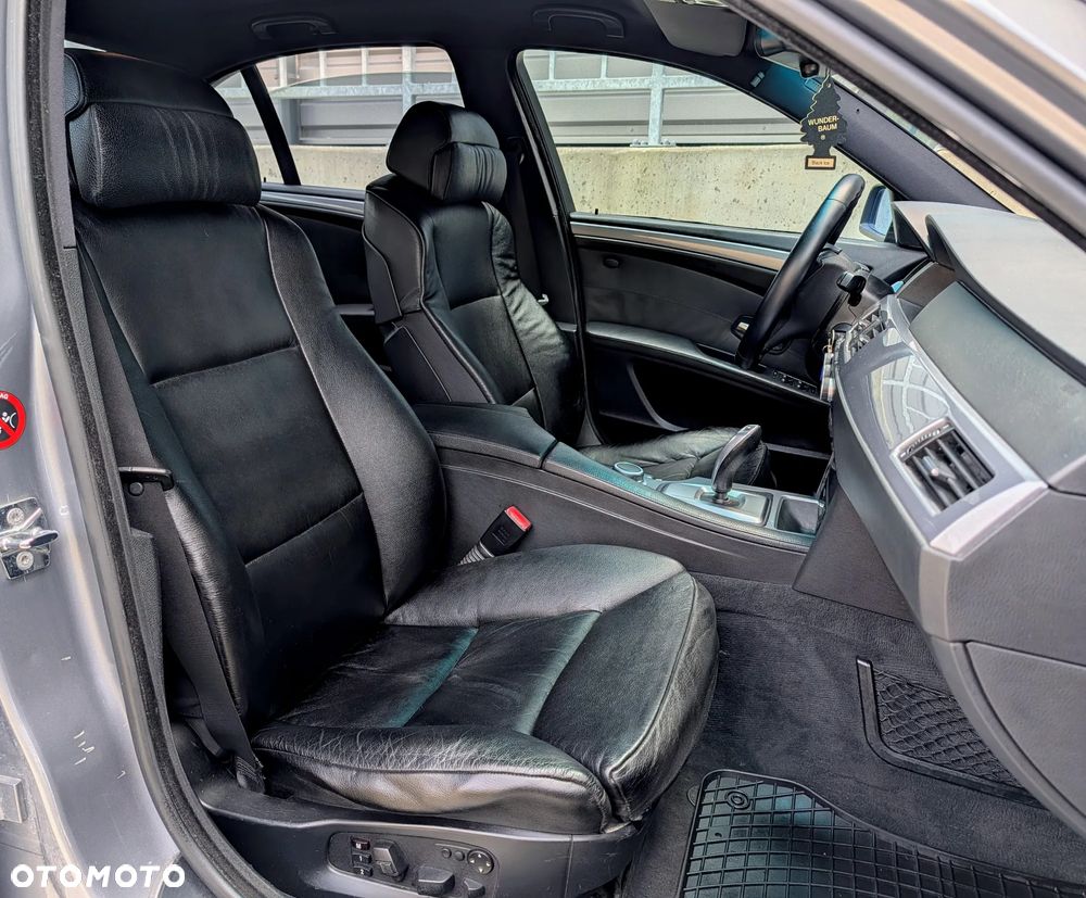 BMW Seria 5 530d Edition Sport - 17