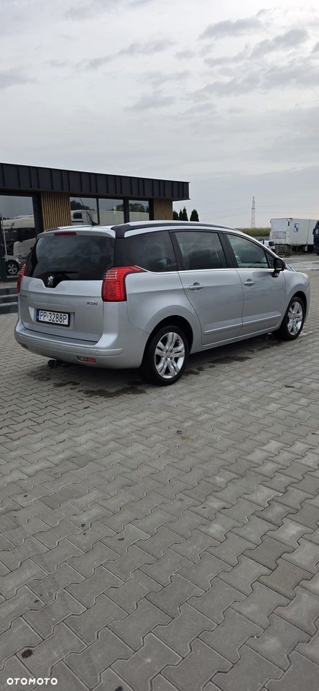 Peugeot 5008 - 6