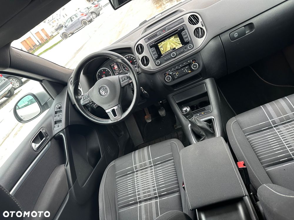 Volkswagen Tiguan 2.0 TDI DPF 4Motion Lounge Sport & Style - 12