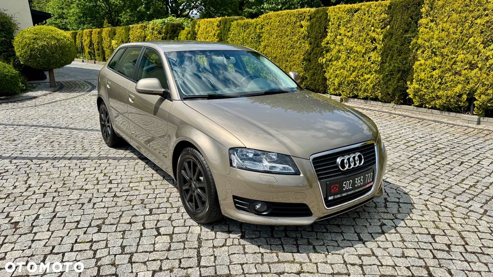 Audi A3 Sportback - 13