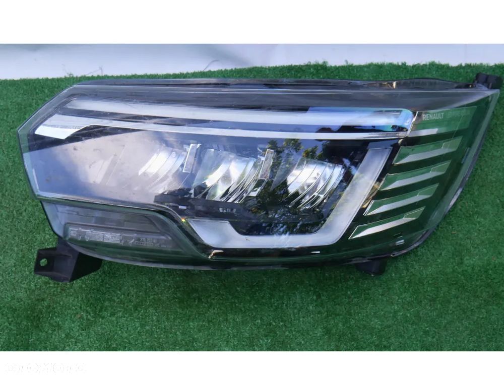 LAMPA LEWA PRZÓD RENAULT TRAFIC III LIFT IV 4 FULL LED PURE VISION 260601790R ORYGINAŁ - 2