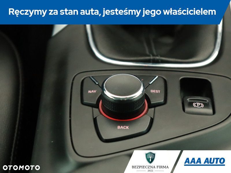 Opel Insignia - 17