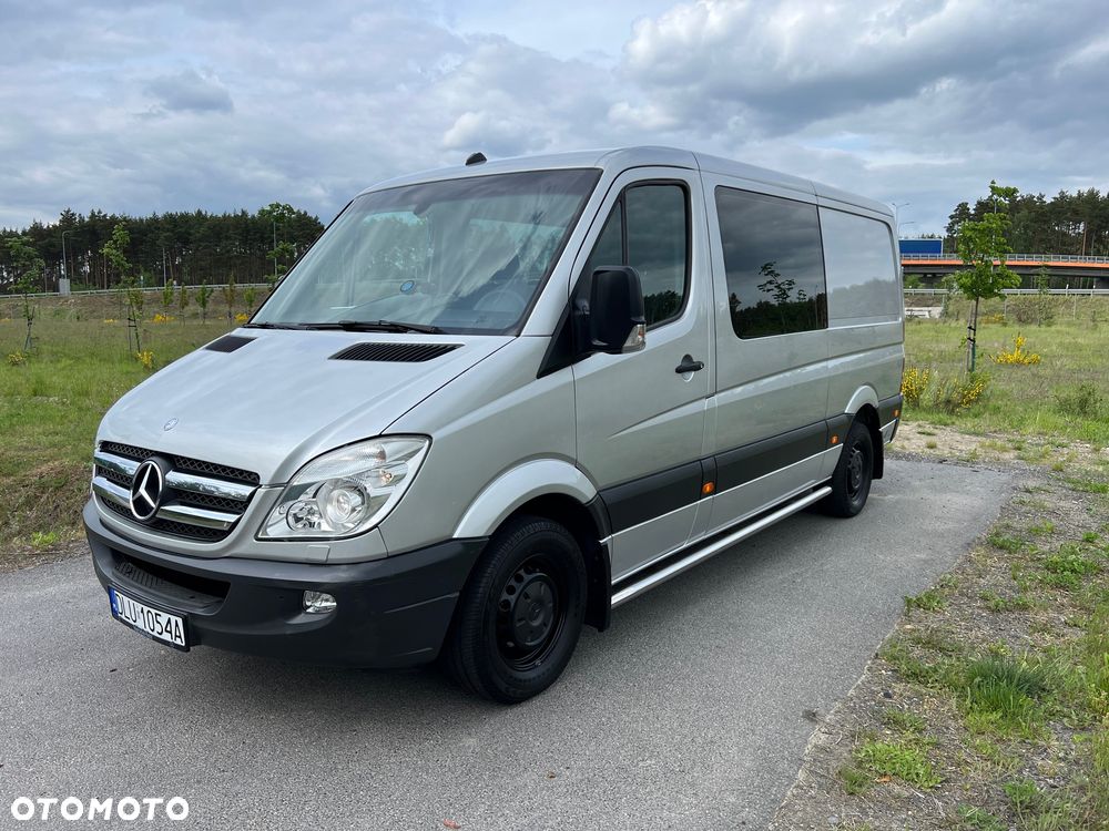 Mercedes-Benz Sprinter - 2