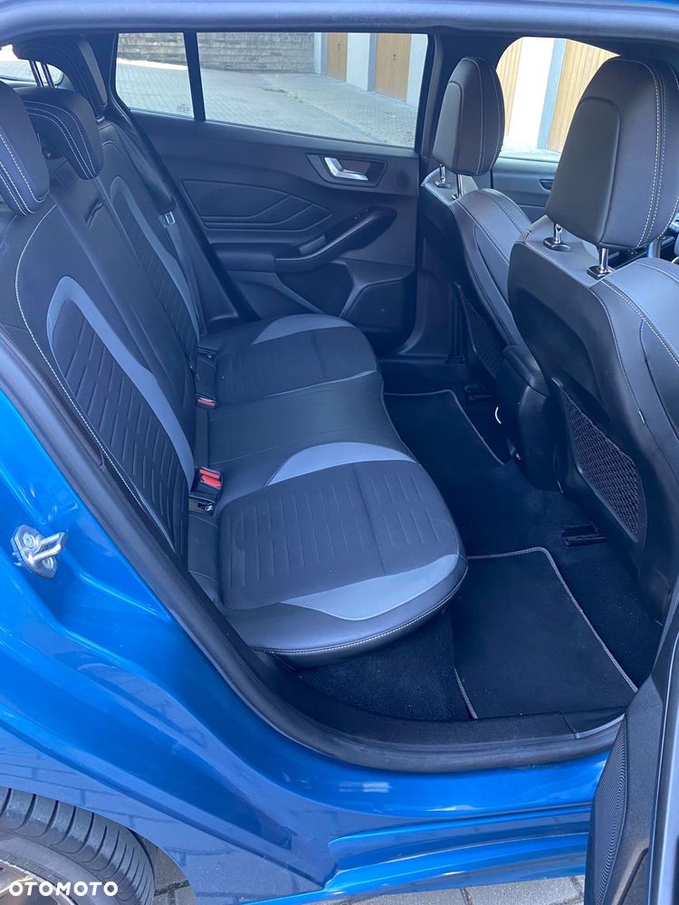 Ford Focus 2.0 EcoBlue ST - 28