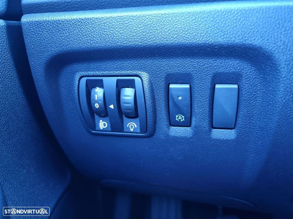 Renault Captur 1.5 dCi Exclusive - 20
