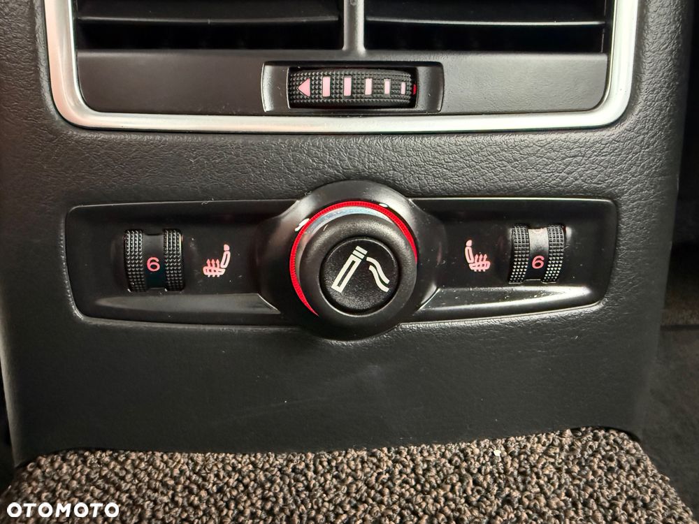Audi A6 Allroad - 13