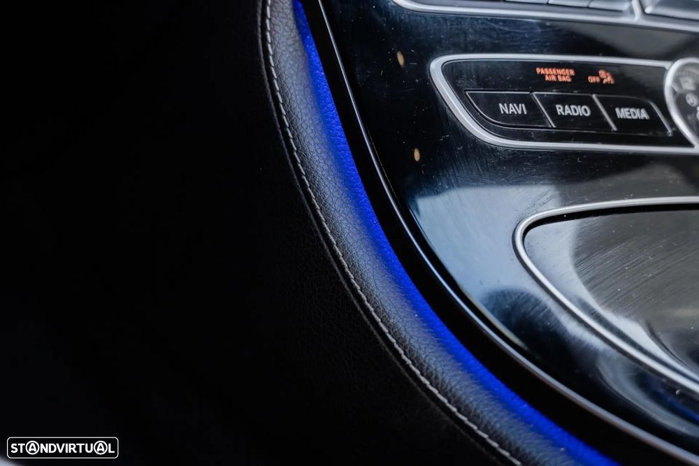 Mercedes-Benz E 220 d Avantgarde - 55