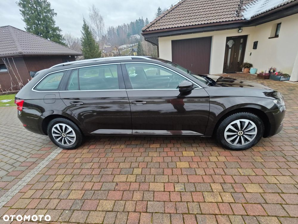 Skoda Superb 1.5 TSI Ambition - 4