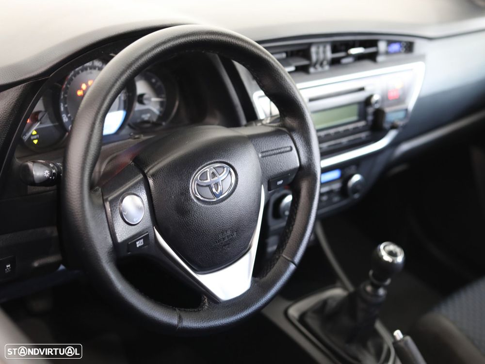 Toyota Auris 1.4 D-4D Comfort - 7
