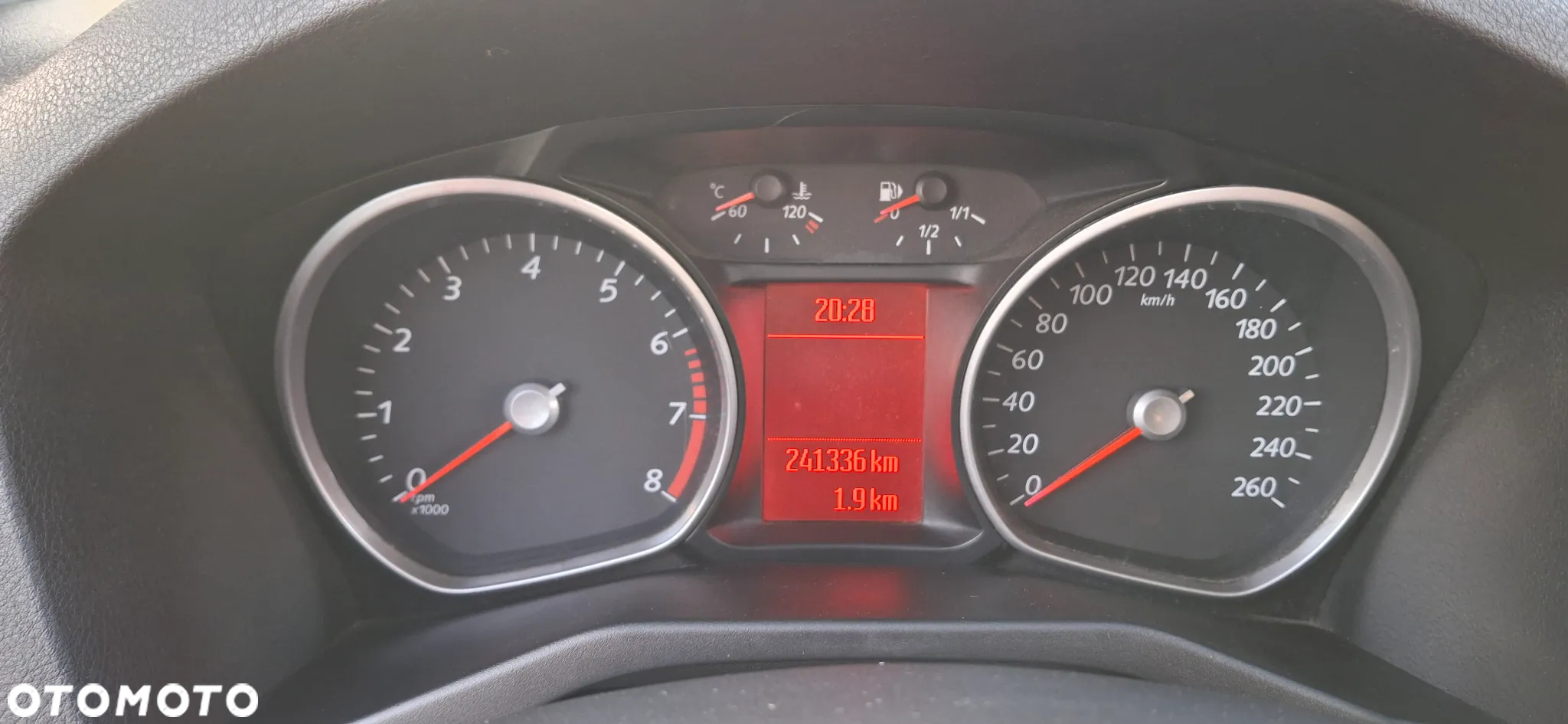 Ford Mondeo - 12