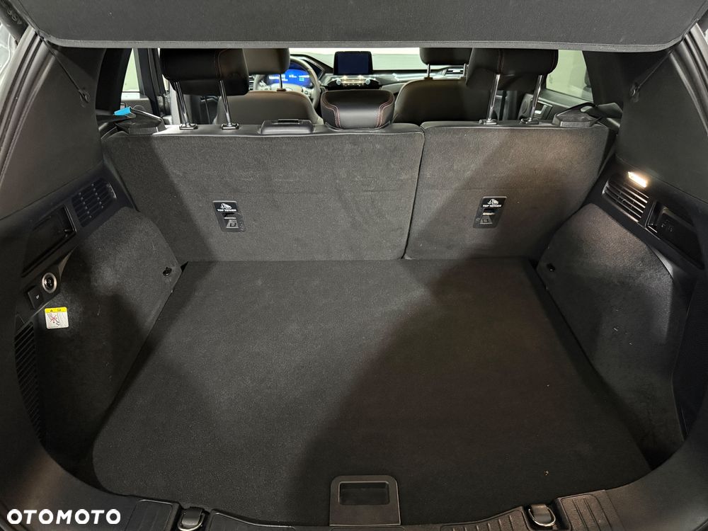 Ford Kuga 2.5 Duratec PHEV ST-LINE - 13