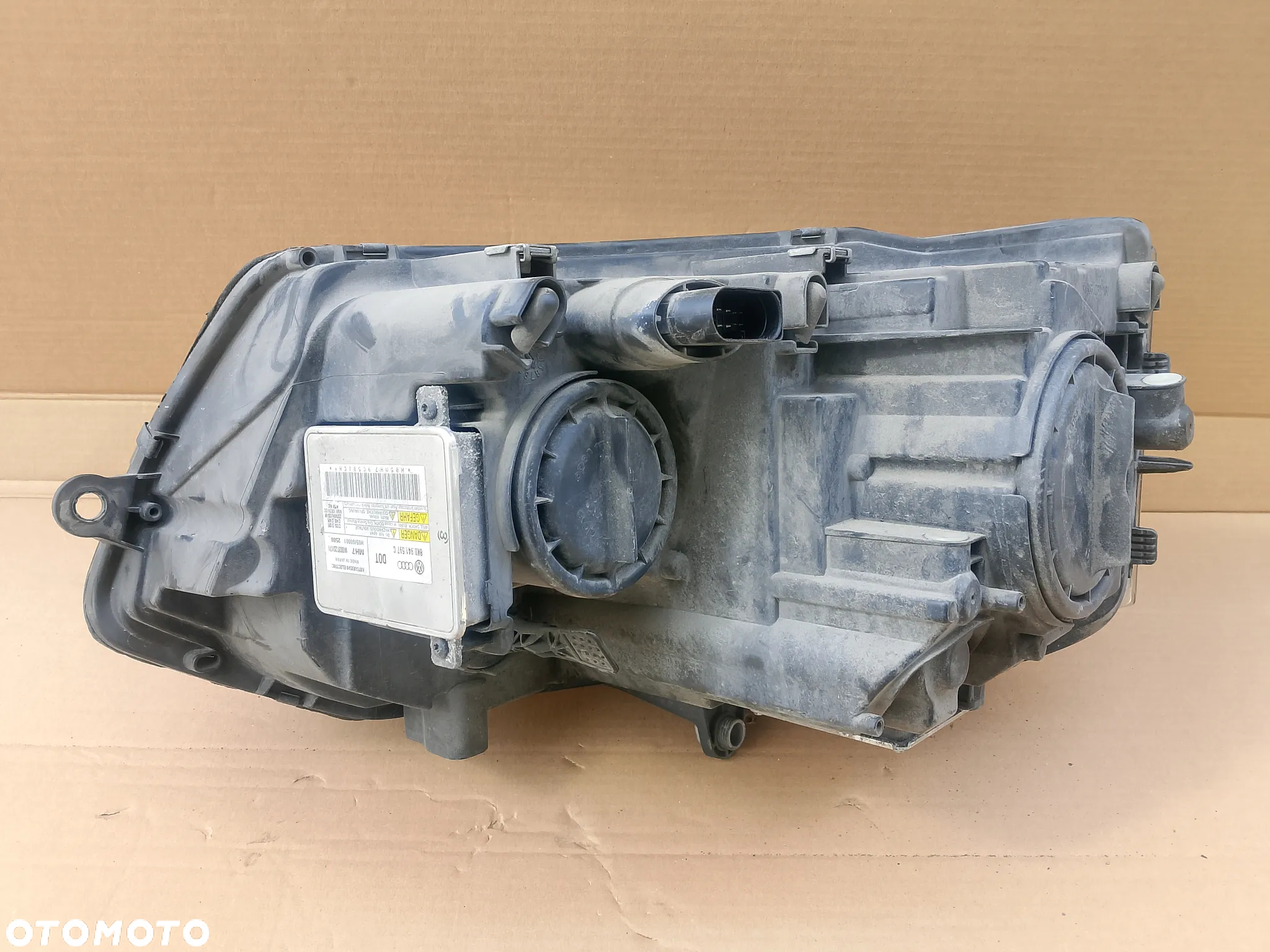 Lampa Bi-xenon prawy Volkswagen T5 Lift Europa 7E5941016 - 2