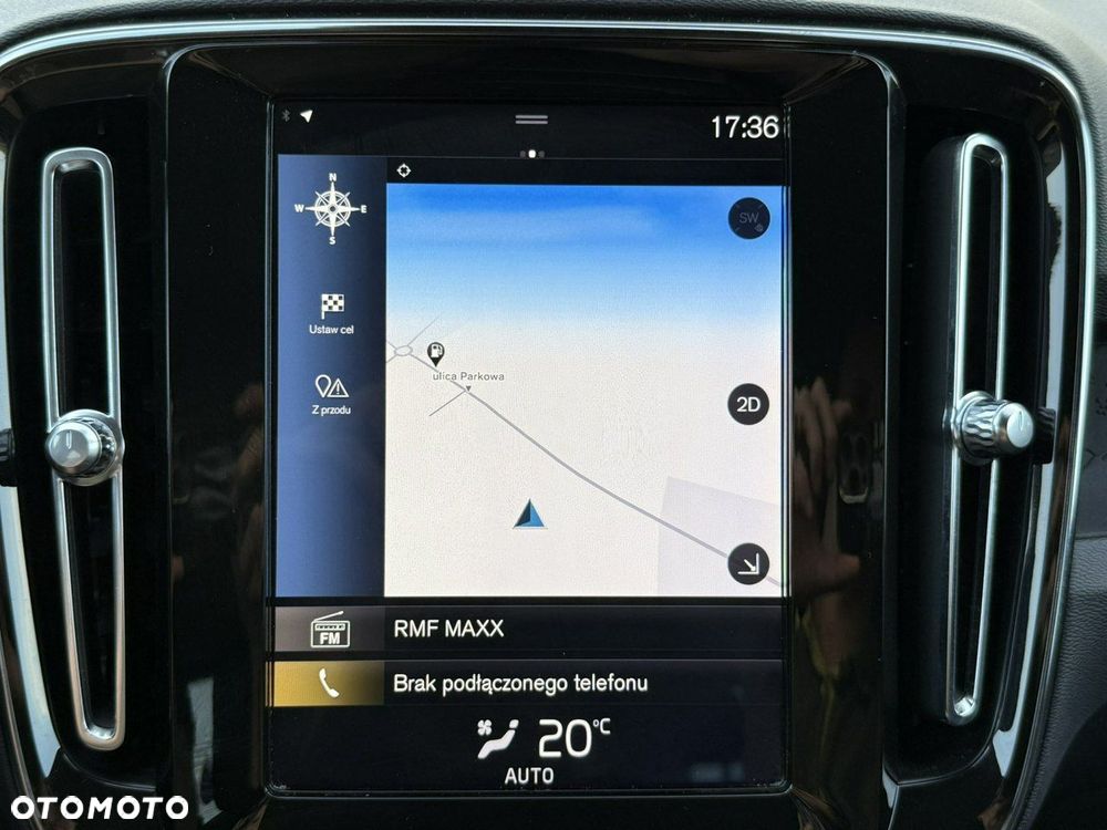 Volvo XC 40 T3 Momentum Pro - 28