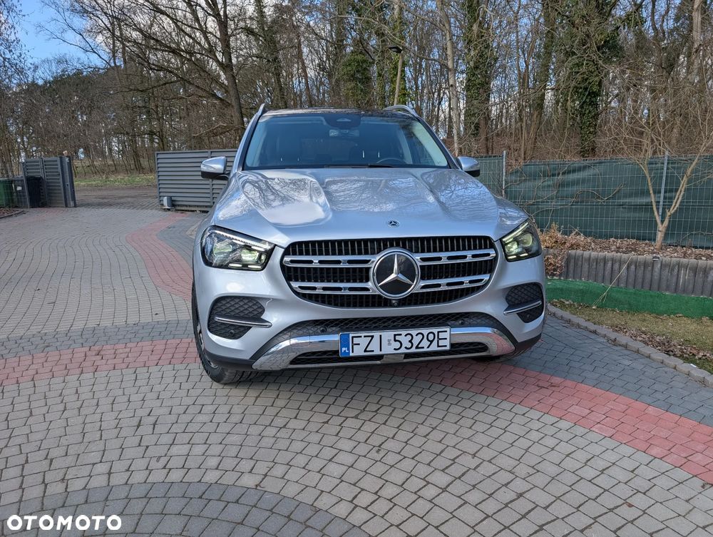 Mercedes-Benz GLE - 1