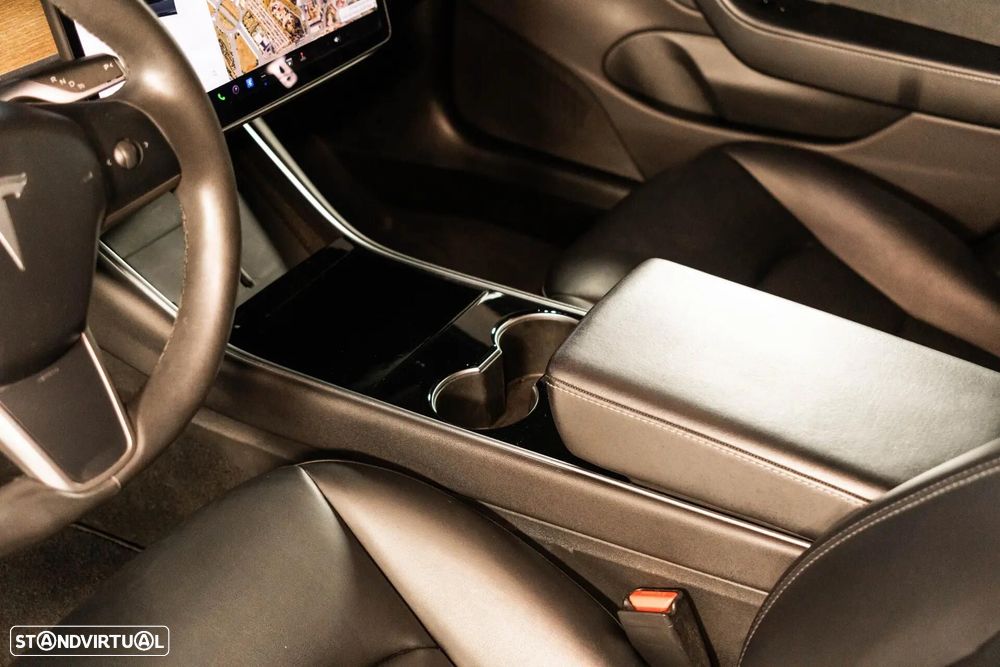Tesla Model 3 Performance Dual Motor AWD - 23