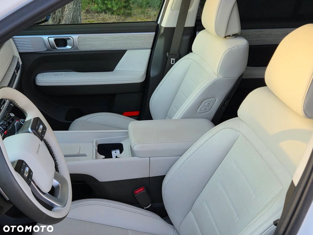 Hyundai Santa Fe 1.6 T-GDI HEV Platinum - 23