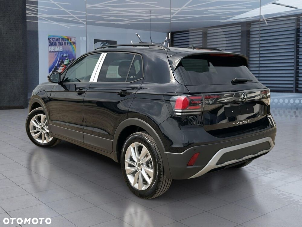 Volkswagen T-Cross - 13