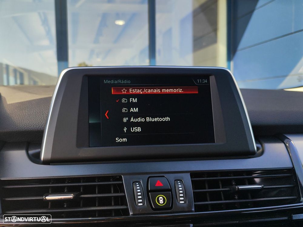 BMW 225xe Active Tourer Advantage - 37