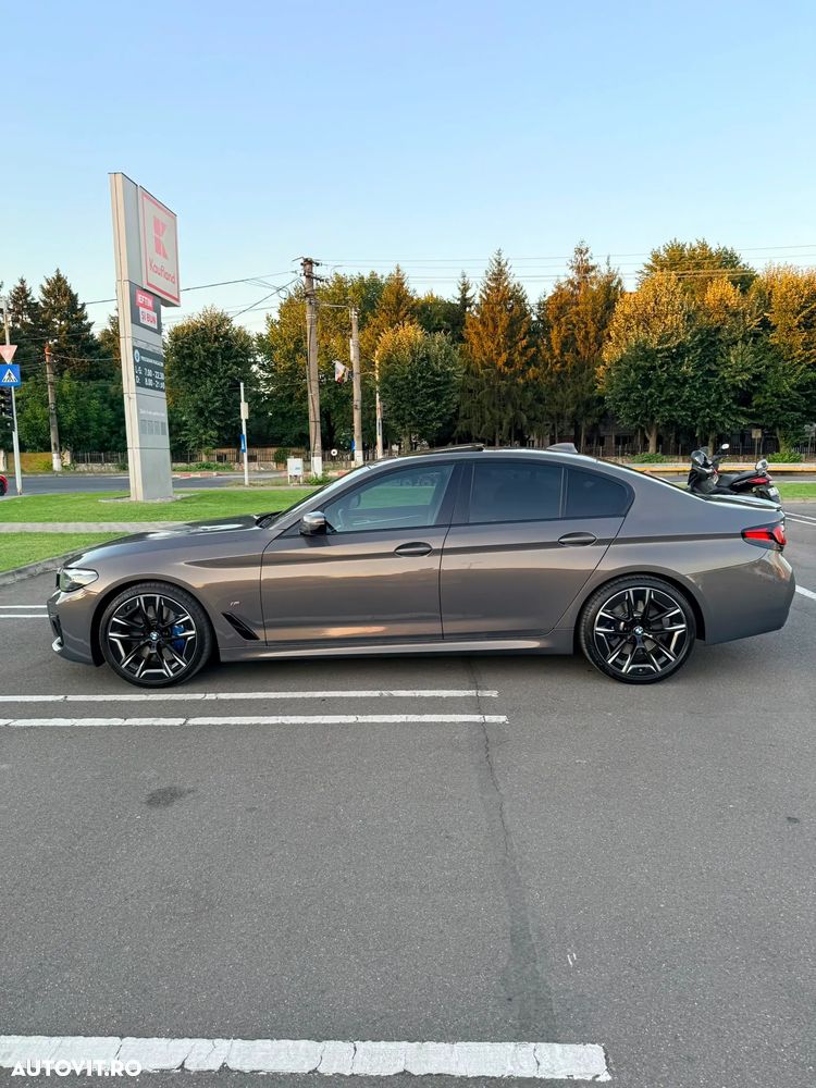 BMW Seria 5 530d xDrive AT MHEV - 1