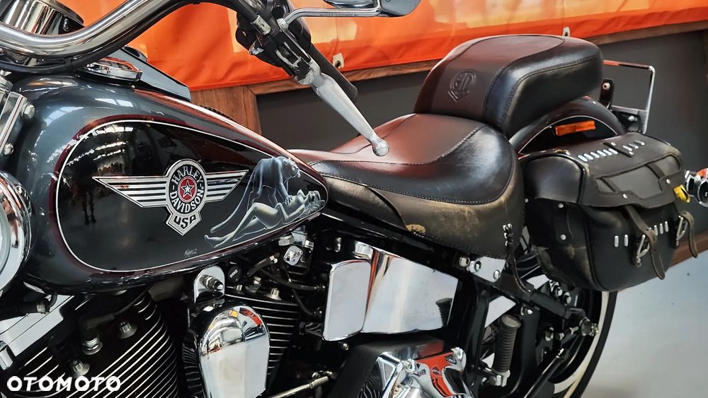 Harley-Davidson Softail Deluxe - 27